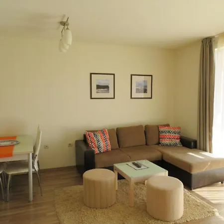 свети георги - Saint George Apartment Kavarna