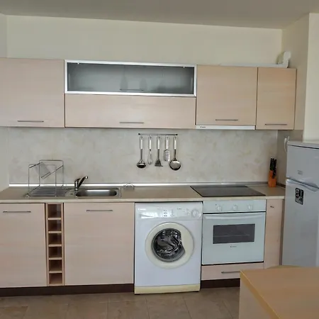 свети георги - Saint George Apartament Cavarna