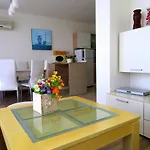 свети георги - Saint George Apartament Cavarna