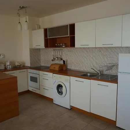 свети георги - Saint George Kavarna