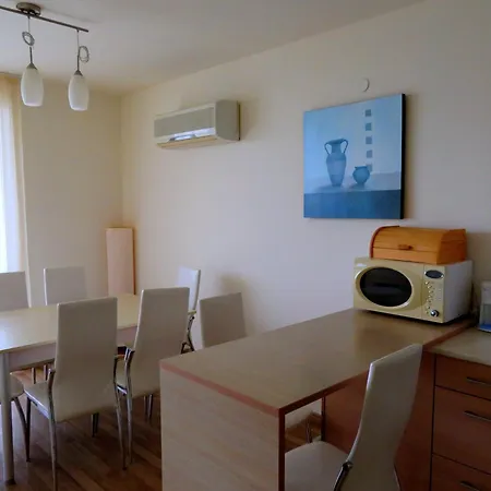 свети георги - Saint George Apartment Kawarna